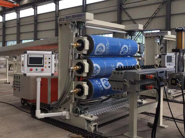 高端 ABS 板材難生產(chǎn)？這套設(shè)備幫你解決塑化、流痕、變形三大難題